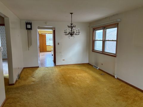Tiny photo for 10031 S Forest Avenue, Chicago, IL 60628 (MLS # 12649067)