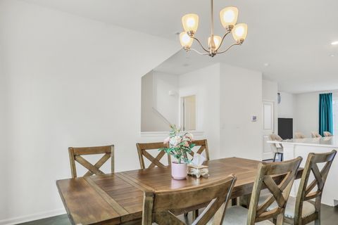 Tiny photo for 1276 Lakepointe Drive, Schaumburg, IL 60173 (MLS # 12483931)