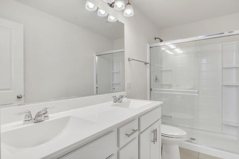 Tiny photo for 1276 Lakepointe Drive, Schaumburg, IL 60173 (MLS # 12483931)