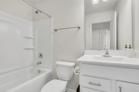 Tiny photo for 1276 Lakepointe Drive, Schaumburg, IL 60173 (MLS # 12483931)