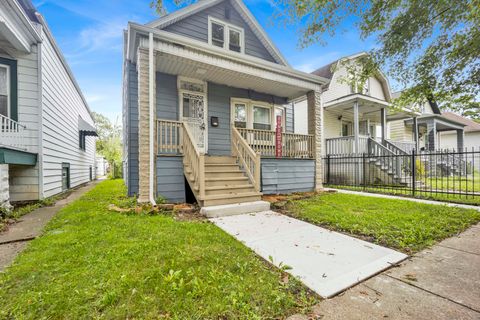 Tiny photo for 7825 S Ingleside Avenue, Chicago, IL 60619 (MLS # 12533075)