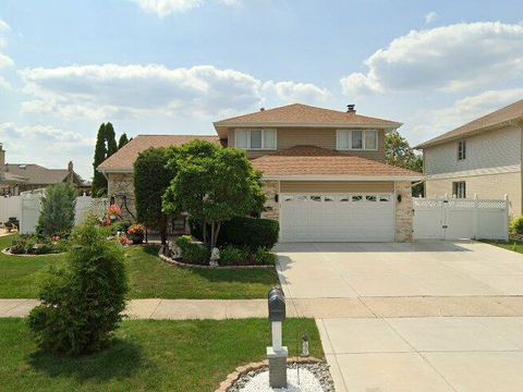 Photo of 16024 Alexandria Drive, Tinley Park, IL 60477 (MLS # 12448356)