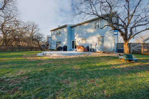 Tiny photo for 2004 Hidden Lake Road, Bloomington, IL 61704 (MLS # 12589215)