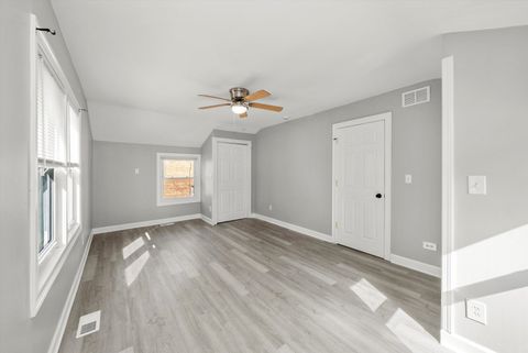 Tiny photo for 6040 W 79TH Street, Burbank, IL 60459 (MLS # 12623957)