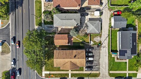Tiny photo for 6040 W 79TH Street, Burbank, IL 60459 (MLS # 12623957)