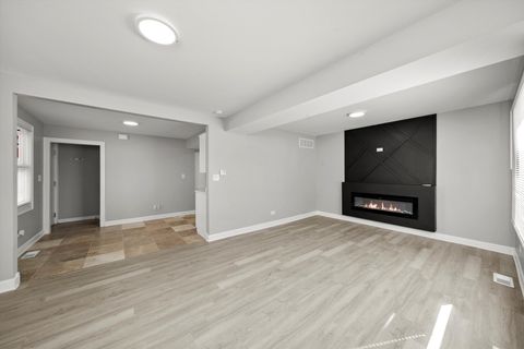 Tiny photo for 6040 W 79TH Street, Burbank, IL 60459 (MLS # 12623957)