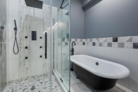 Tiny photo for 442 E 48th Street #1E, Chicago, IL 60615 (MLS # 12515329)