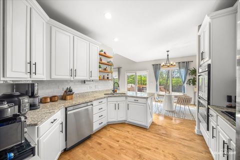 Tiny photo for 151 Santa Fe Lane, Willow Springs, IL 60480 (MLS # 12621517)