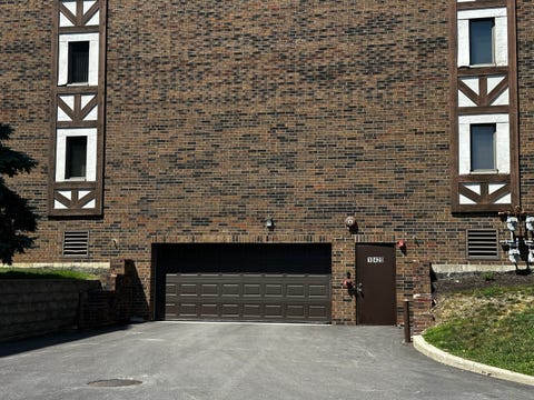 Tiny photo for 10420 Circle Drive #48B, Oak Lawn, IL 60453 (MLS # 12708411)