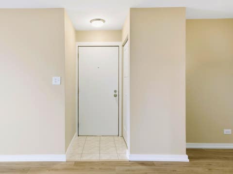 Tiny photo for 10420 Circle Drive #48B, Oak Lawn, IL 60453 (MLS # 12708411)
