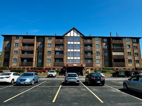 Photo of 10420 Circle Drive #48B, Oak Lawn, IL 60453 (MLS # 12708411)