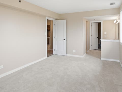 Tiny photo for 10420 Circle Drive #48B, Oak Lawn, IL 60453 (MLS # 12708411)