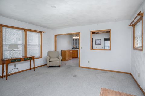 Tiny photo for 2610 N Dittmer Street, Davenport, IA 52804 (MLS # 12611781)