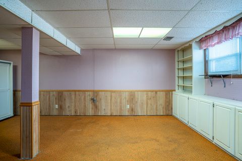 Tiny photo for 2610 N Dittmer Street, Davenport, IA 52804 (MLS # 12611781)