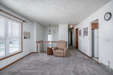 Tiny photo for 2610 N Dittmer Street, Davenport, IA 52804 (MLS # 12611781)