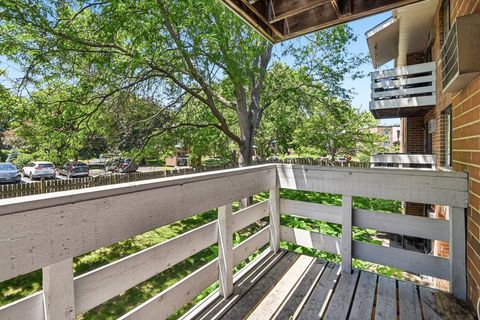 Tiny photo for 1319 N Winslowe Drive #203, Palatine, IL 60074 (MLS # 12679972)