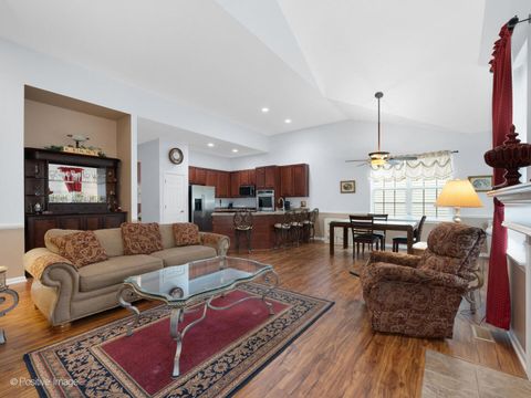 Tiny photo for 1771 Briarheath Drive, Aurora, IL 60505 (MLS # 12442084)