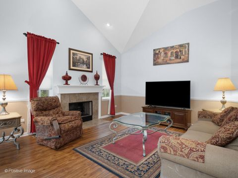 Tiny photo for 1771 Briarheath Drive, Aurora, IL 60505 (MLS # 12442084)