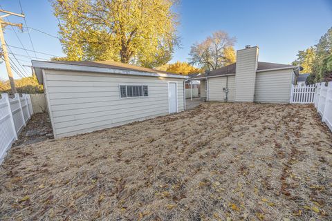 Tiny photo for 1611 W Glenwood Avenue, Joliet, IL 60435 (MLS # 12509489)