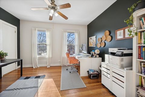 Tiny photo for 647 S Taylor Avenue, Oak Park, IL 60304 (MLS # 12538326)