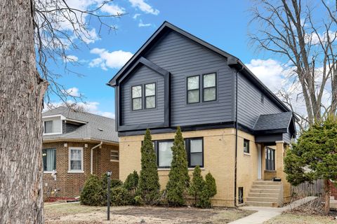 Tiny photo for 2035 S 11th Avenue, Maywood, IL 60153 (MLS # 12549692)