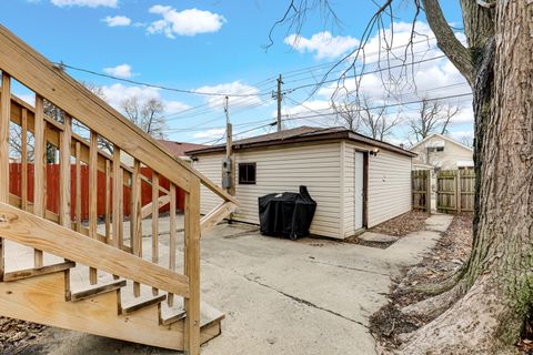 Tiny photo for 2035 S 11th Avenue, Maywood, IL 60153 (MLS # 12549692)