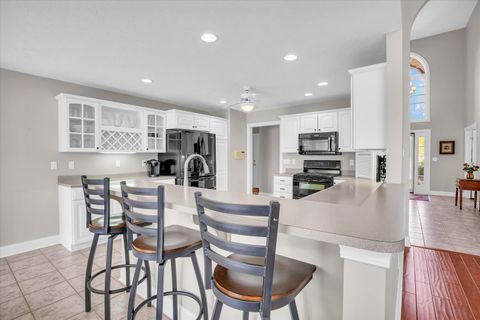 Tiny photo for 303 Orchard Drive, Mahomet, IL 61853 (MLS # 12618827)