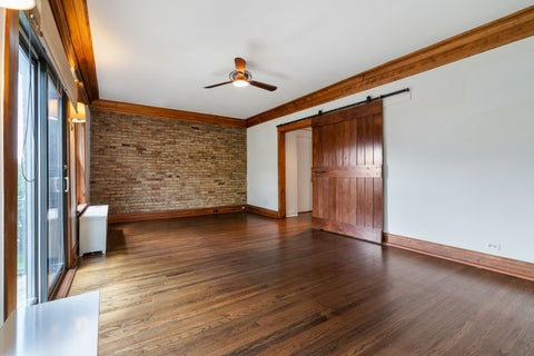 Tiny photo for 3739 N Wilton Avenue #3S, Chicago, IL 60613 (MLS # 12681212)