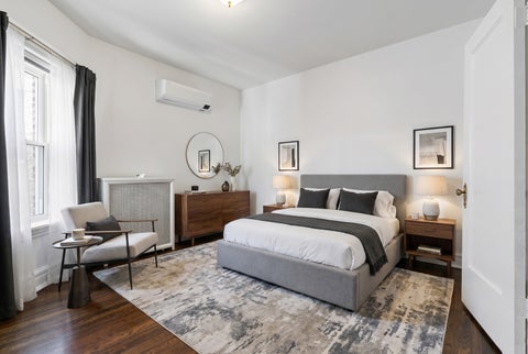 Tiny photo for 3739 N Wilton Avenue #3S, Chicago, IL 60613 (MLS # 12681212)