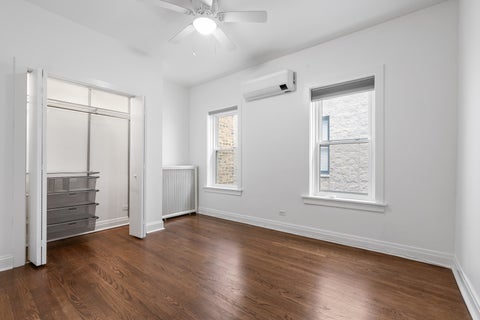 Tiny photo for 3739 N Wilton Avenue #3S, Chicago, IL 60613 (MLS # 12681212)