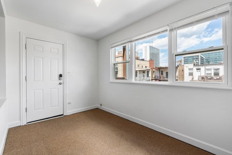 Tiny photo for 3739 N Wilton Avenue #3S, Chicago, IL 60613 (MLS # 12681212)