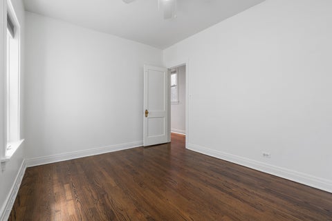 Tiny photo for 3739 N Wilton Avenue #3S, Chicago, IL 60613 (MLS # 12681212)