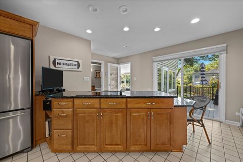 Tiny photo for 1221 N Loomis Street, Naperville, IL 60563 (MLS # 12627471)