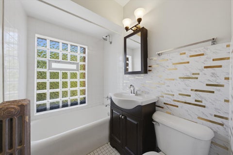 Tiny photo for 600 ELGIN Avenue #3B, Forest Park, IL 60130 (MLS # 12686416)