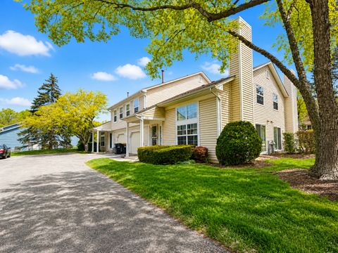 Tiny photo for 250 Acorn Drive, Streamwood, IL 60107 (MLS # 12635716)