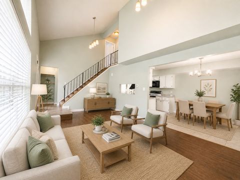 Tiny photo for 250 Acorn Drive, Streamwood, IL 60107 (MLS # 12635716)