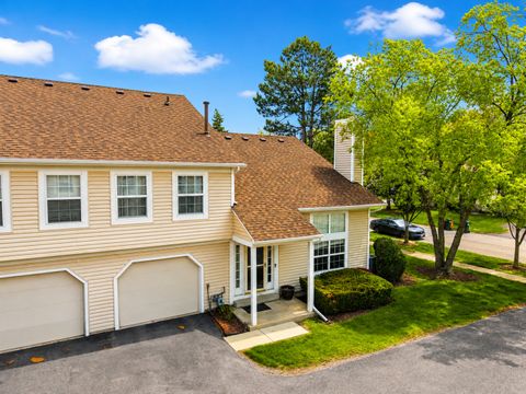 Tiny photo for 250 Acorn Drive, Streamwood, IL 60107 (MLS # 12635716)