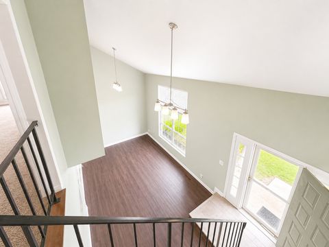 Tiny photo for 250 Acorn Drive, Streamwood, IL 60107 (MLS # 12635716)
