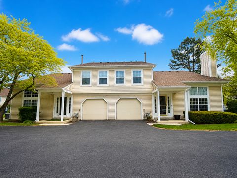 Tiny photo for 250 Acorn Drive, Streamwood, IL 60107 (MLS # 12635716)
