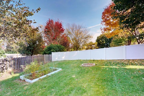 Tiny photo for 901 B HARVEST Trail #B, Yorkville, IL 60560 (MLS # 12794414)