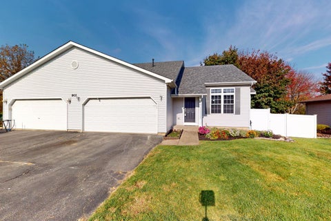 Photo of 901 B HARVEST Trail #B, Yorkville, IL 60560 (MLS # 12794414)
