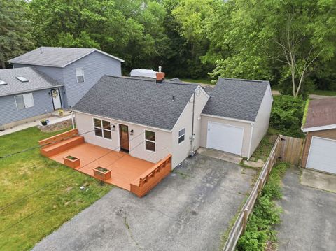 Tiny photo for 25575 Orchard Avenue, Ingleside, IL 60041 (MLS # 12687354)