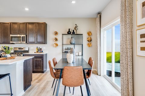 Tiny photo for 822 Lindsay Lane, West Dundee, IL 60118 (MLS # 12490193)