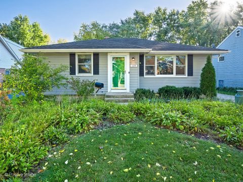 125 S Chase Avenue Lombard IL 60148