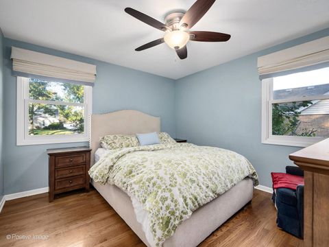 Tiny photo for 125 S Chase Avenue, Lombard, IL 60148 (MLS # 12504567)