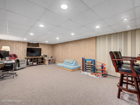 Tiny photo for 125 S Chase Avenue, Lombard, IL 60148 (MLS # 12504567)