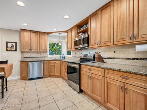 Tiny photo for 125 S Chase Avenue, Lombard, IL 60148 (MLS # 12504567)