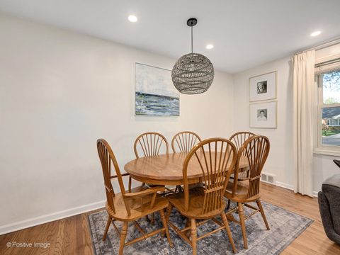 Tiny photo for 125 S Chase Avenue, Lombard, IL 60148 (MLS # 12504567)