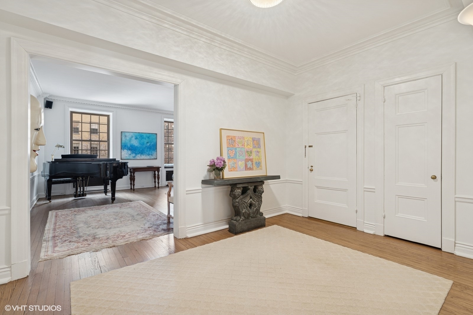 232 E Walton Place 4E