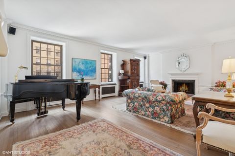 Tiny photo for 232 E Walton Place #4E, Chicago, IL 60611 (MLS # 12559899)